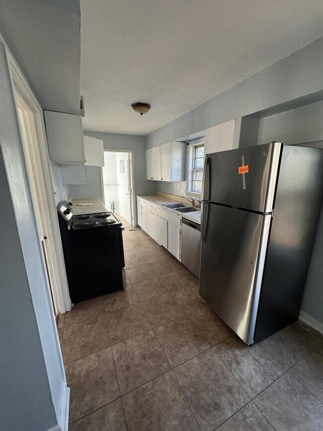 Foto del edificio - Newly Renovated Home in Florence!!