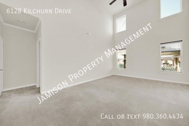 Foto del edificio - 6128 Kilchurn Dr