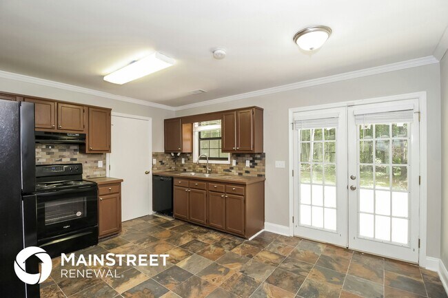 Building Photo - 42 Lynhaven Dr