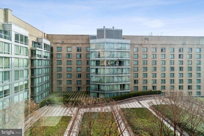Foto del edificio - 1155 23rd St NW
