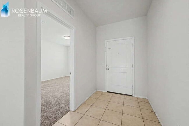 Building Photo - 41917 W Manderas Ln