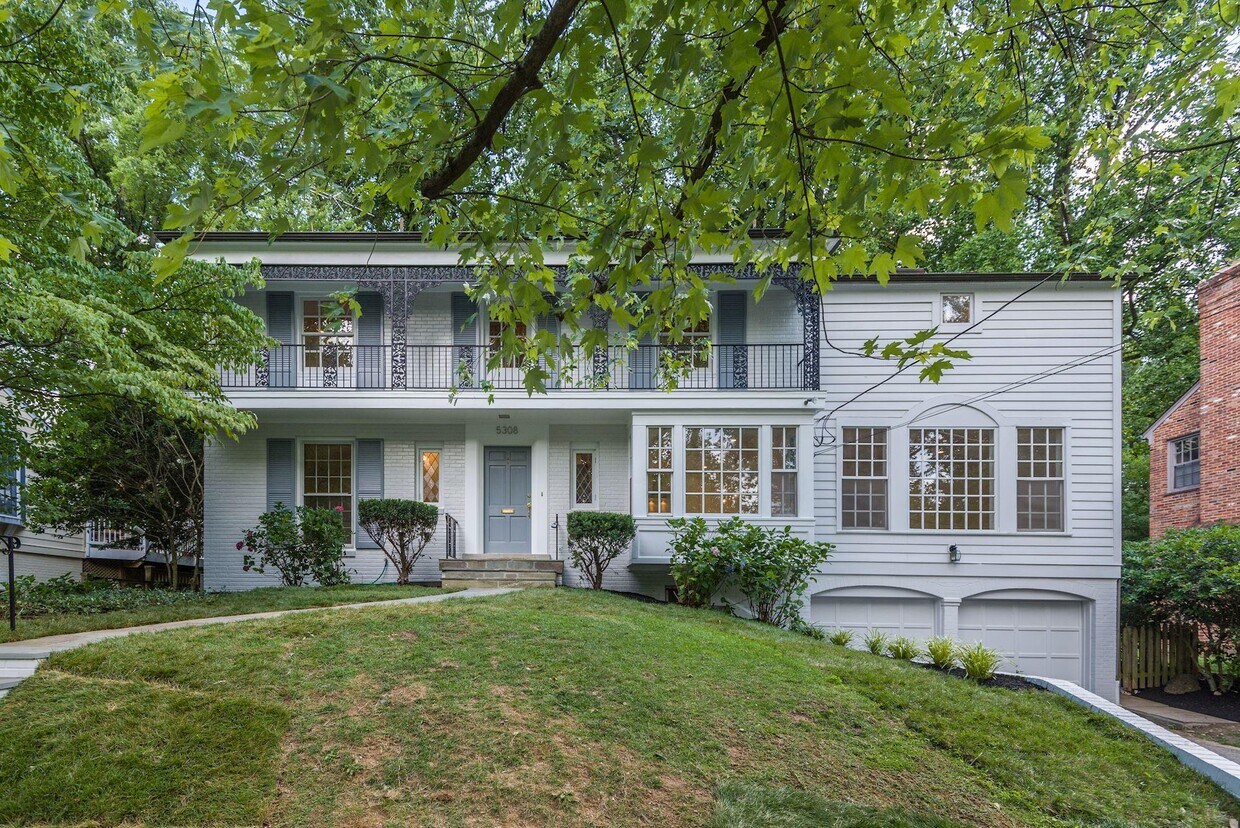 Foto principal - 5308 Falmouth Rd