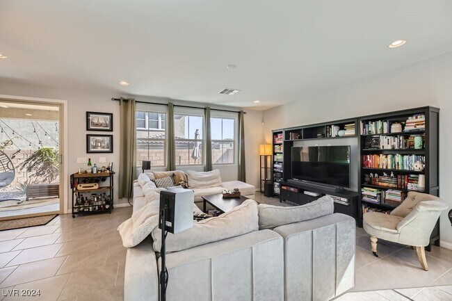 Foto del edificio - 10260 Turkish Pine Ct