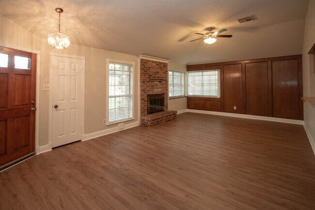 Building Photo - 12818 Stillington Dr