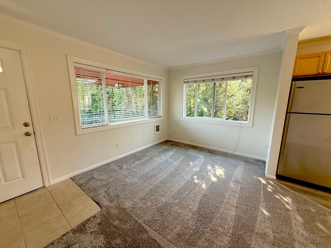 Natural Light - 2135 NE Weidler St