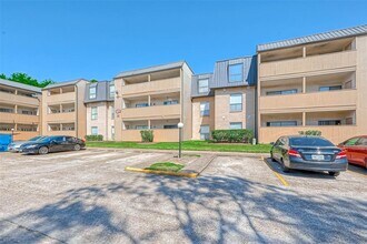 Building Photo - 8427 Hearth Dr