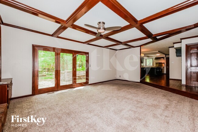 Foto del edificio - 10387 Courageous Dr