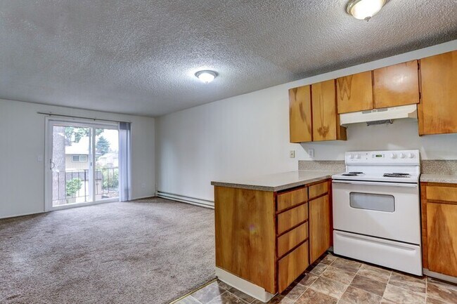 Foto del edificio - READY FOR YOU!! - Spacious upper 1 bedroom...