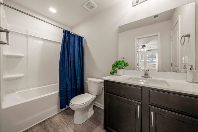 Foto del edificio - 13416 Alpine Dr