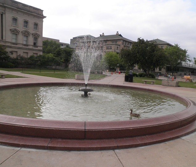 Fountain at UW's Library Mall