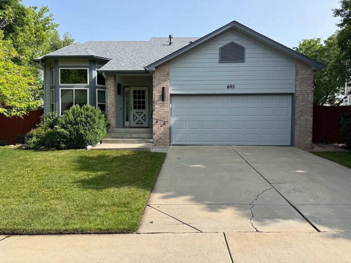 Primary Photo - Beautifully Updated 3BD/2BA Home in Fredrick