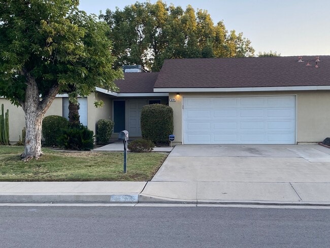 Building Photo - 6100 Indian Wells Ave