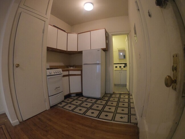 Foto del edificio - 110 W Houston St