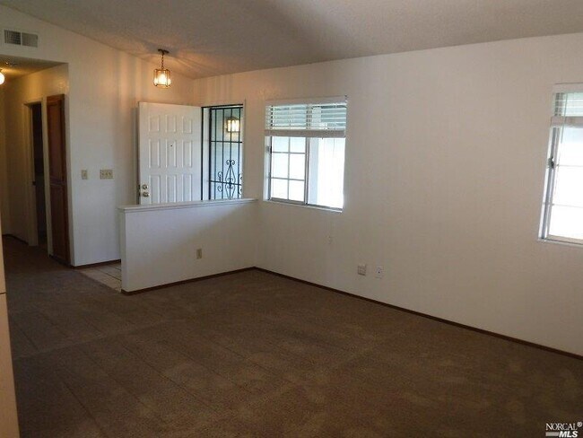 Foto del edificio - 536 Tipperary Dr