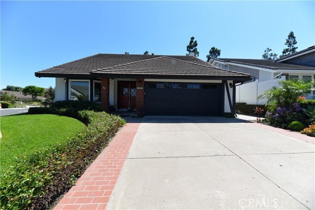 Primary Photo - 25592 Leeward Dr