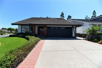 Building Photo - 25592 Leeward Dr