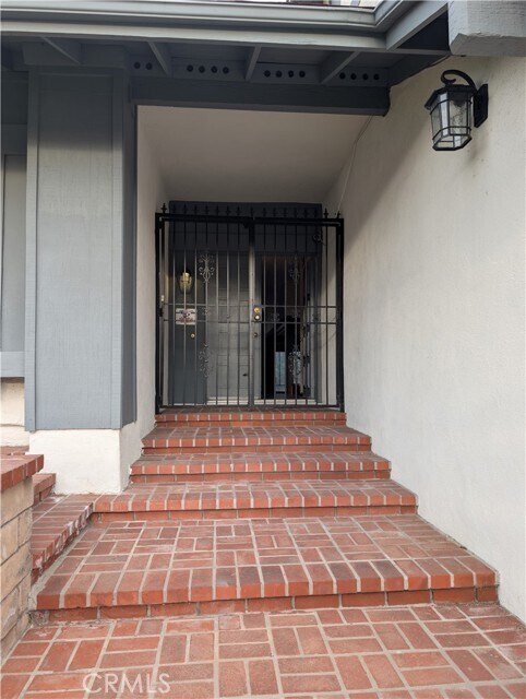 Foto del edificio - 926 W Alfred Pl