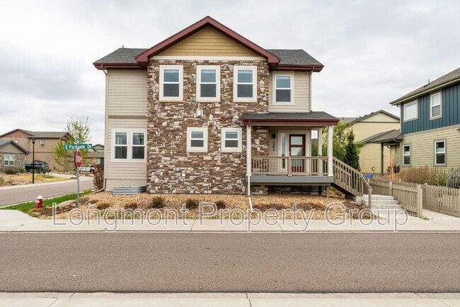 Photo - 1303 S Oak Ct. House