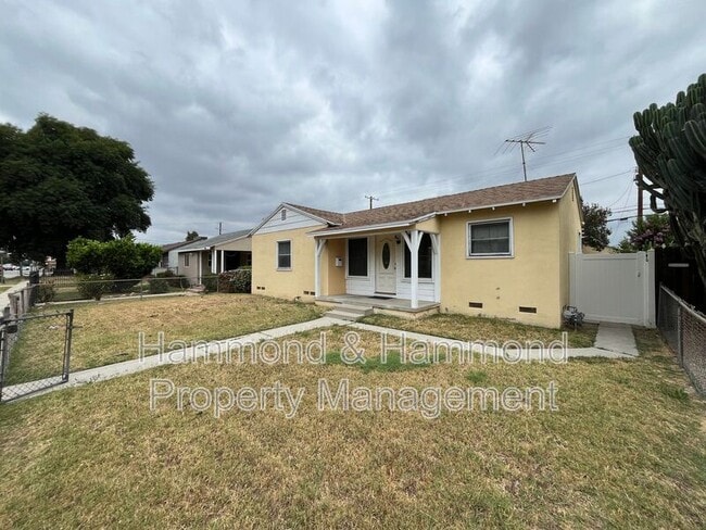 Foto del edificio - 18003 Saticoy St
