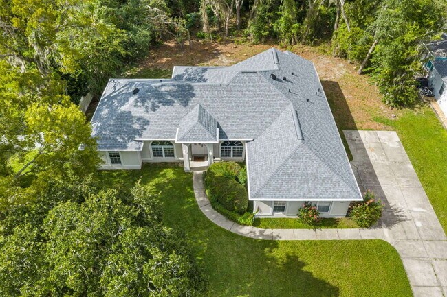 Foto del edificio - 5801 SW 115th Street Rd