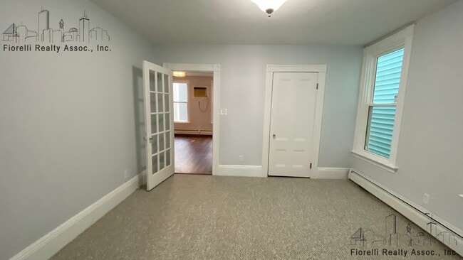 Building Photo - 479 Sumner St
