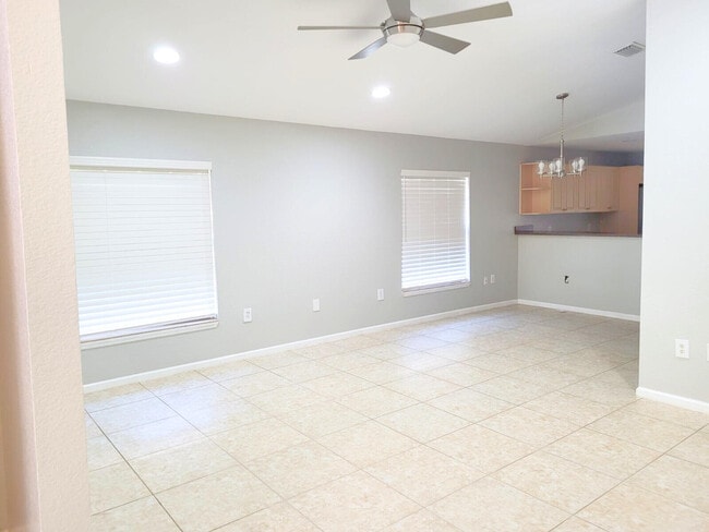 Building Photo - 524 Southridge Rd