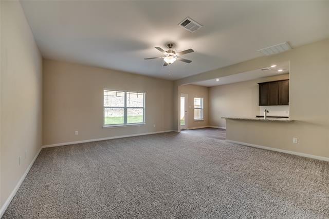 Building Photo - 302 Golden Sands Ln