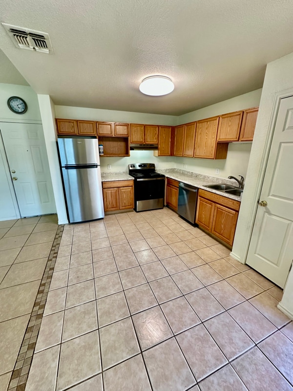 Foto del edificio - 4312 Covenant Ct