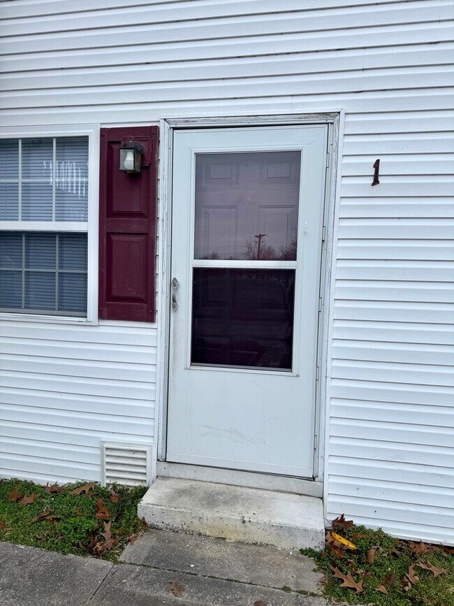 Building Photo - 1155 KY-3057