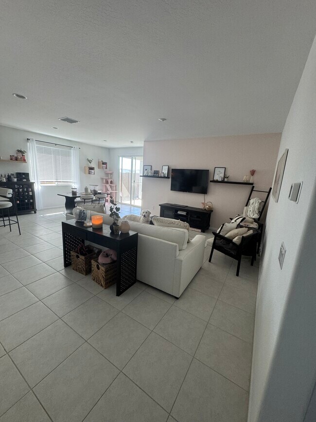 Foto del edificio - 38134 N Longbow Dr
