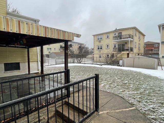 Building Photo - 47 Brewster Ave