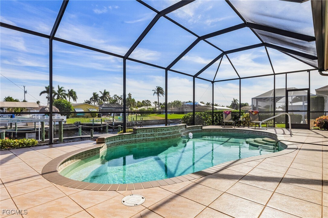 Primary Photo - 3517 SE 18th Ave