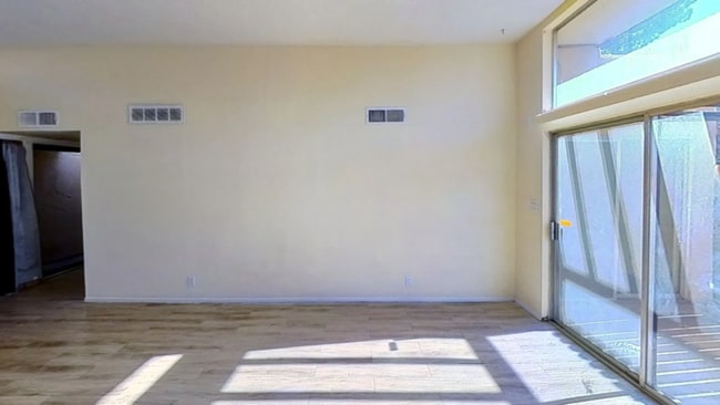 Building Photo - 51 Calle San Blas NE