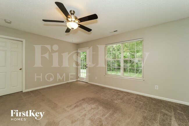 Foto del edificio - 217 Kinnley Ct
