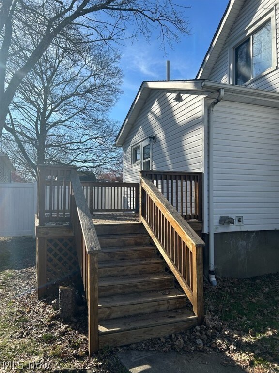 1232 Mt Vernon Ave, Akron, OH 44310 Room for Rent in Akron, OH