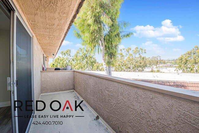 Foto del edificio - 821 N Wilcox Ave