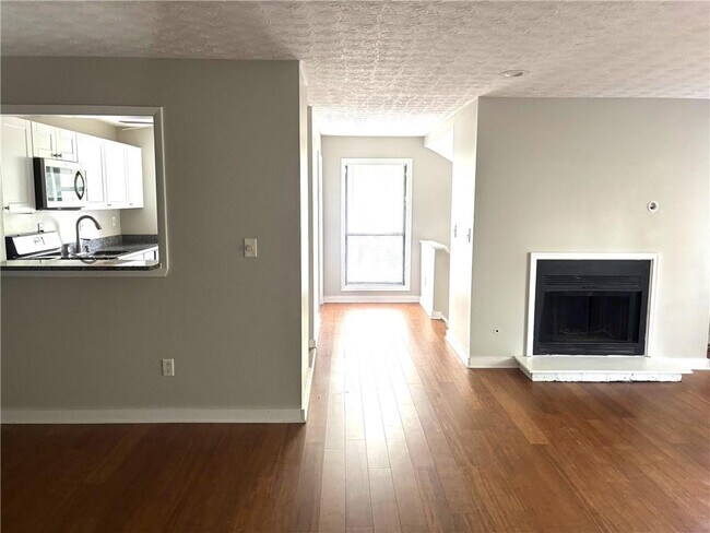 Foto del edificio - 504 Wynnes Ridge Cir SE