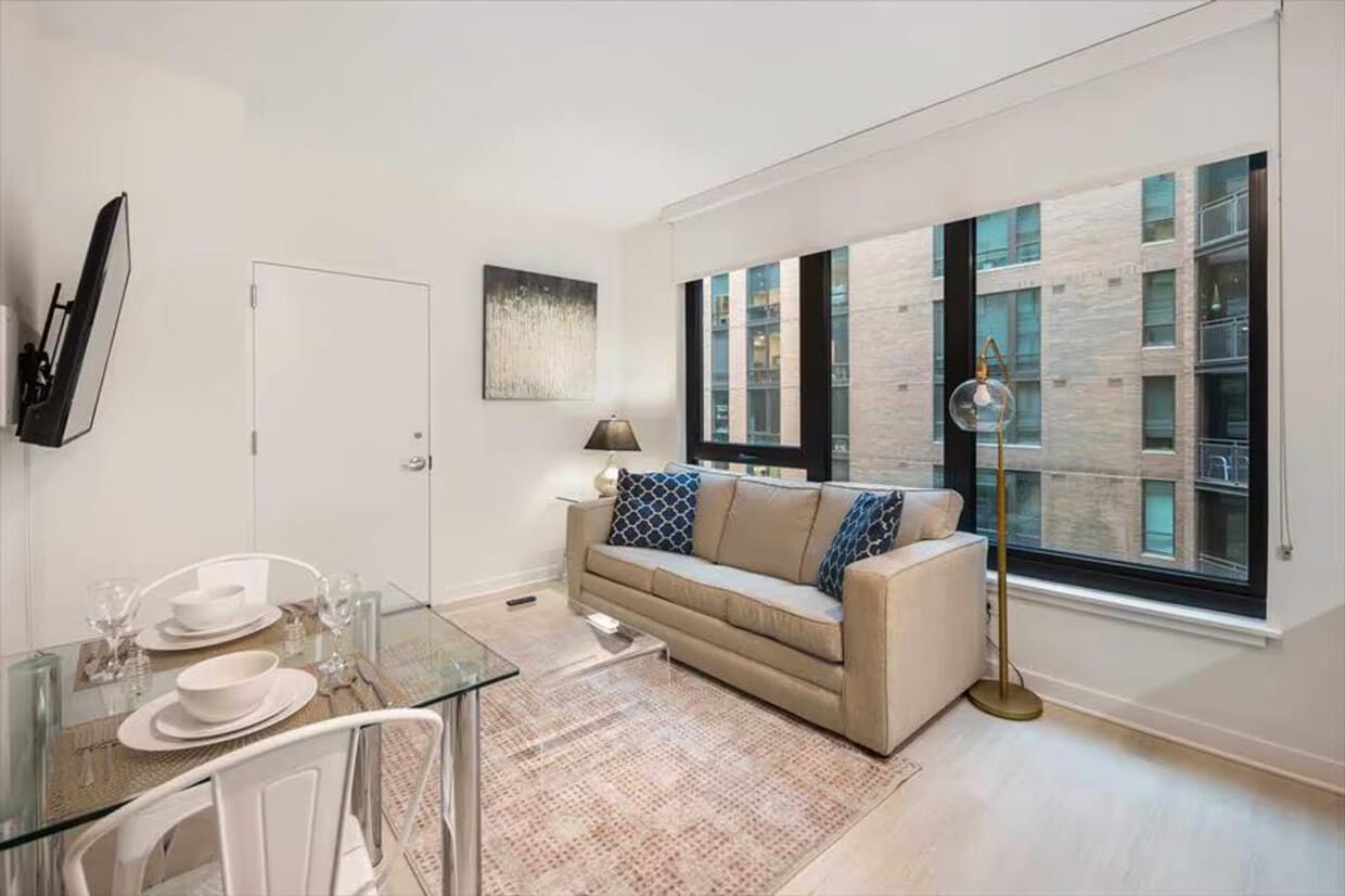 Foto principal - 315 J St
