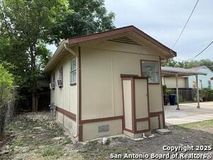 Foto principal - 1334 W Lullwood Ave