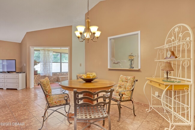 Building Photo - 4012 N Waterbridge Cir