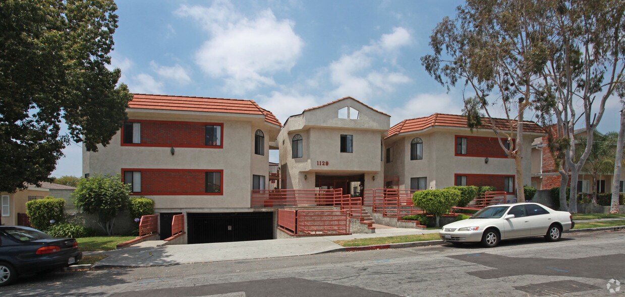 Foto del edificio - Irving Avenue Apartments