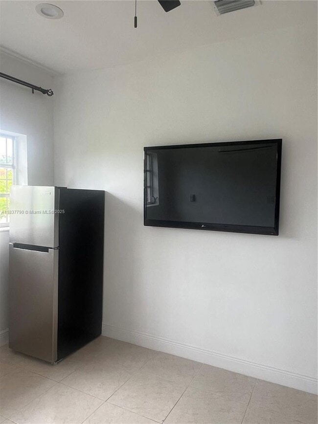 Foto del edificio - 7804 SW 21st Terrace