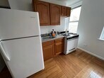 Foto principal - 2135 Steinway St