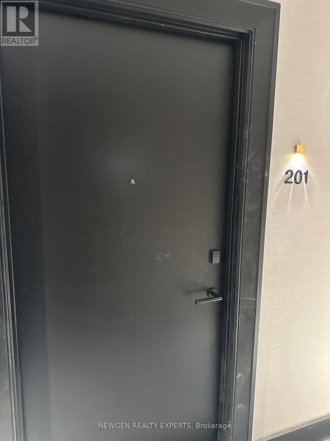 Building Photo - 2333 Khalsa Gate