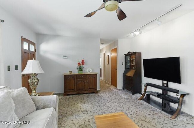 Foto del edificio - 1163 Manor Dr