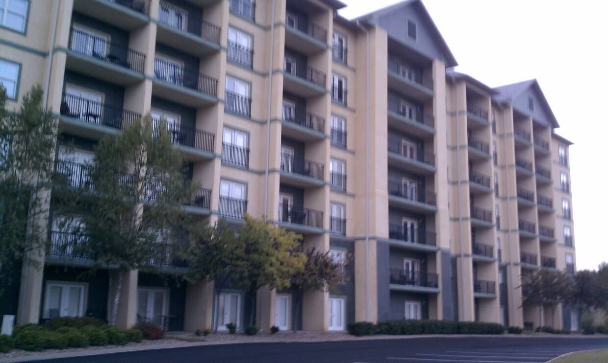 124 Plaza Dr, Pigeon TN 37863 Condo for Rent in Pigeon