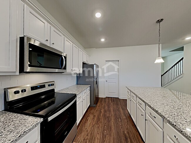Building Photo - 2135 Laurel Vlg Cir