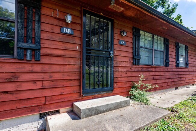 Foto del edificio - 382 Smitherman Rd