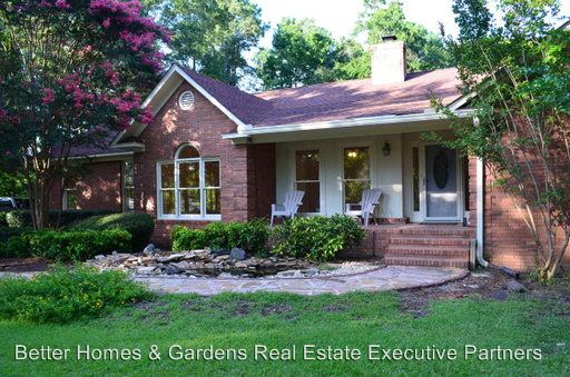 Primary Photo - 869 Lake Royal Dr