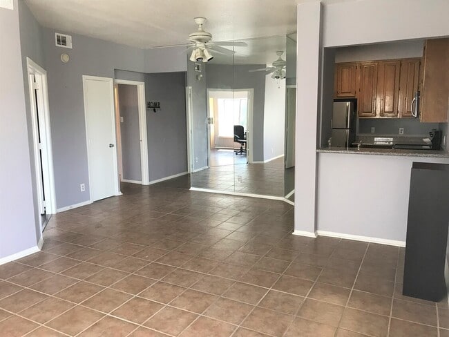 Building Photo - 2209 S Braeswood Blvd